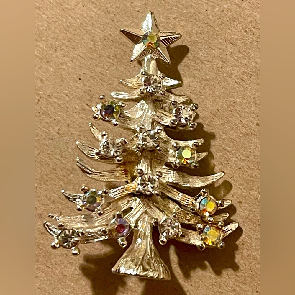Christmas brooch